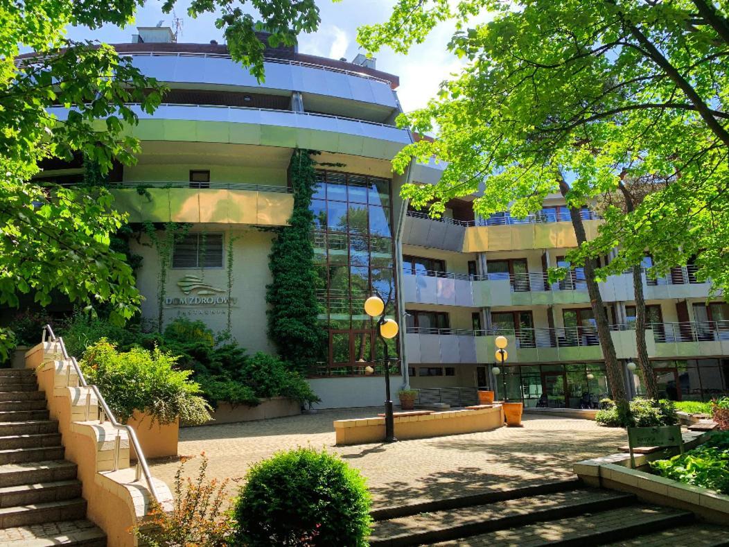 亚斯塔尔尼亚Dom Zdrojowy Apartament Debowy公寓 外观 照片