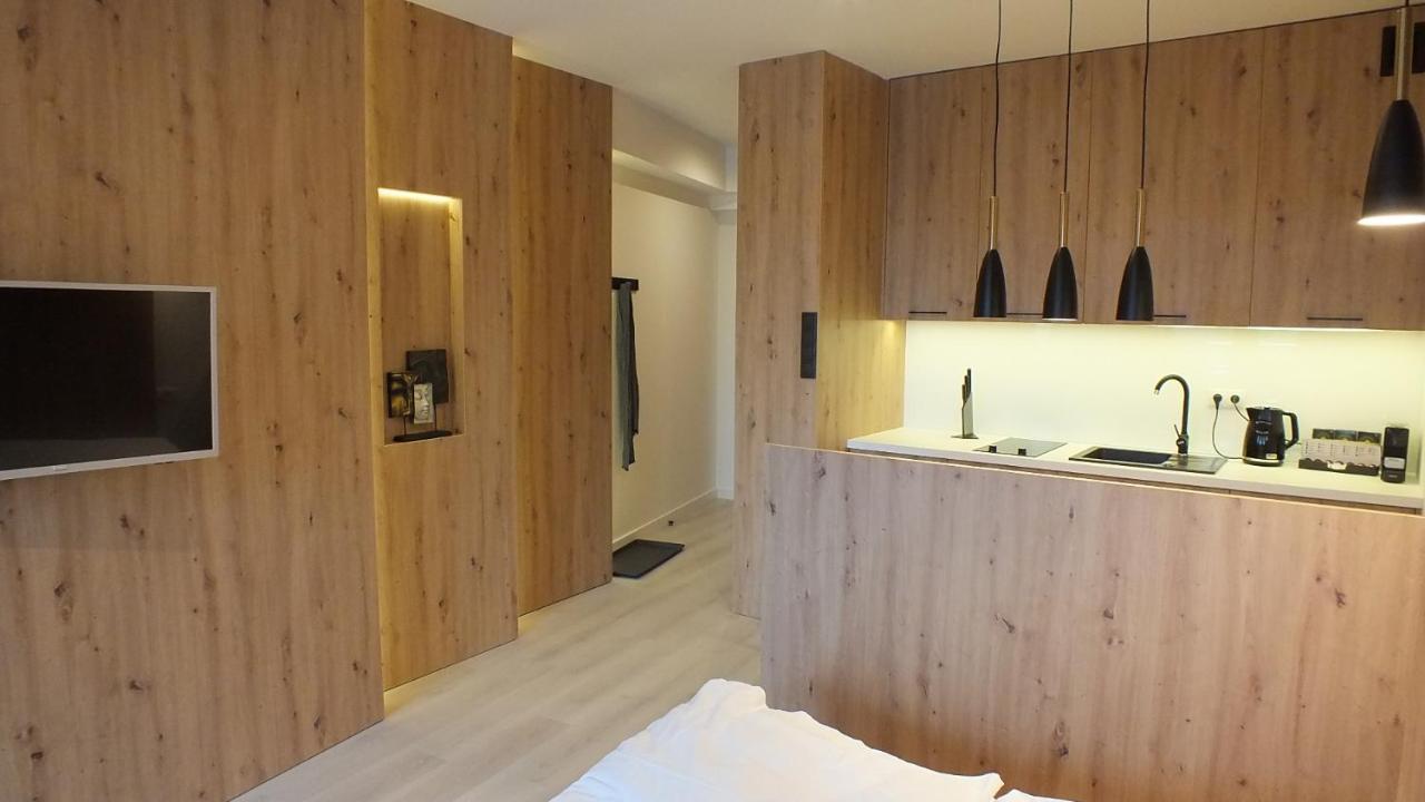 亚斯塔尔尼亚Dom Zdrojowy Apartament Debowy公寓 外观 照片